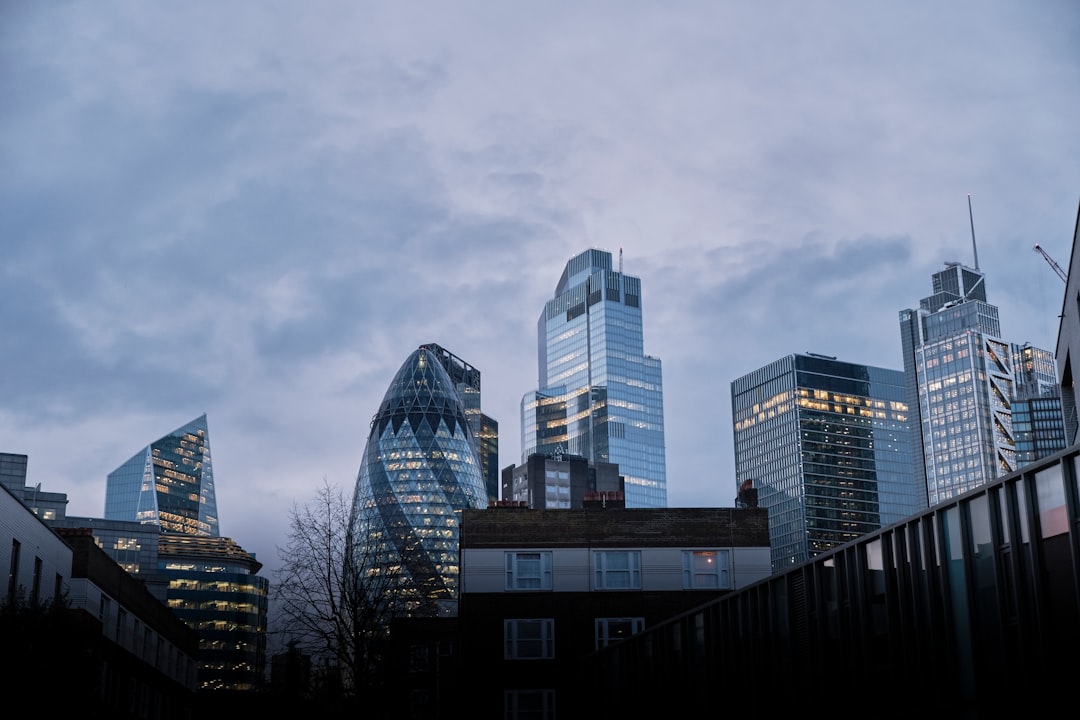 London skyline and homes representing the 2026 housing and mortgage market