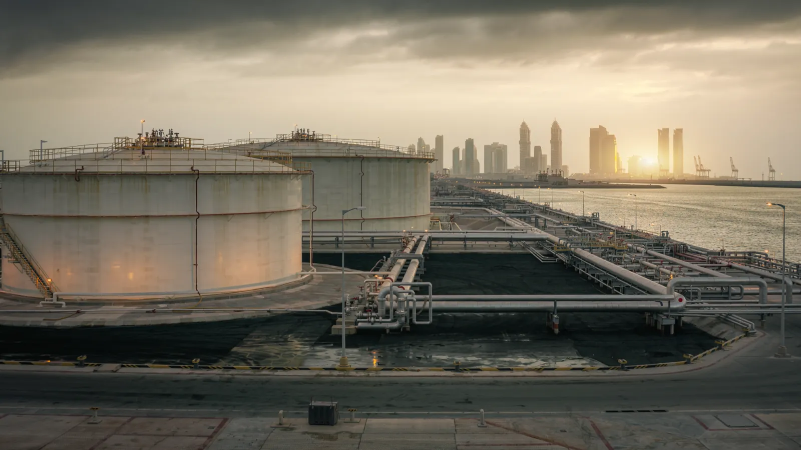 Conceptual editorial scene of oil storage tanks at a Gulf port with a distant skyline; not a photograph of the October 18 market session.